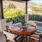 Villa Mansion